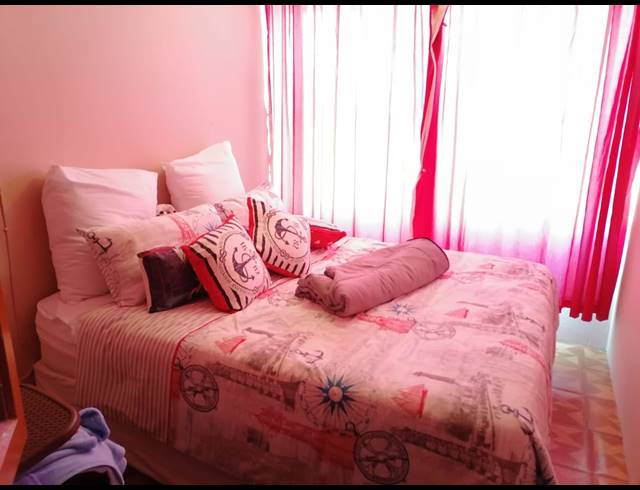 1.5 BEDROOM FLAT TO LET IN SOUTH BEACH